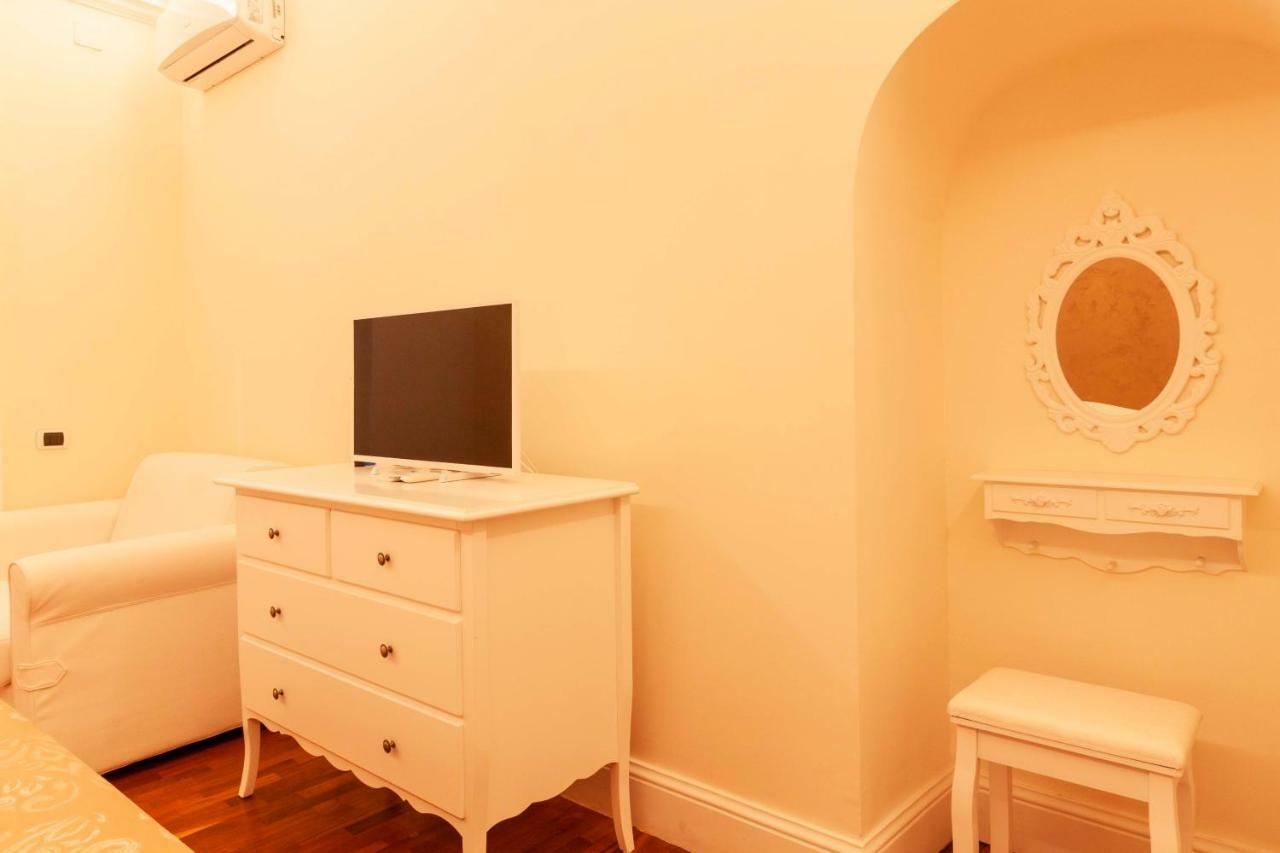 Sant'Arpino 26 - Elegant Flats In Naples Apartment Exterior photo